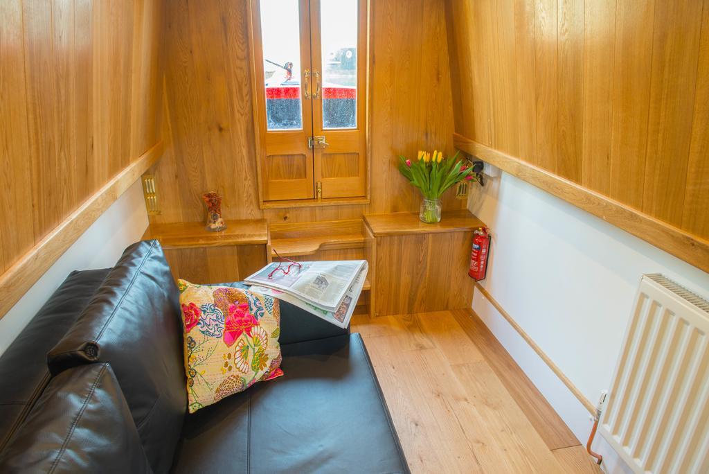 Narrowboat Puzzle Hotel Ely Exterior foto